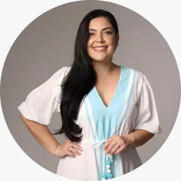 Dra. Flavia Lima de Carvalho
