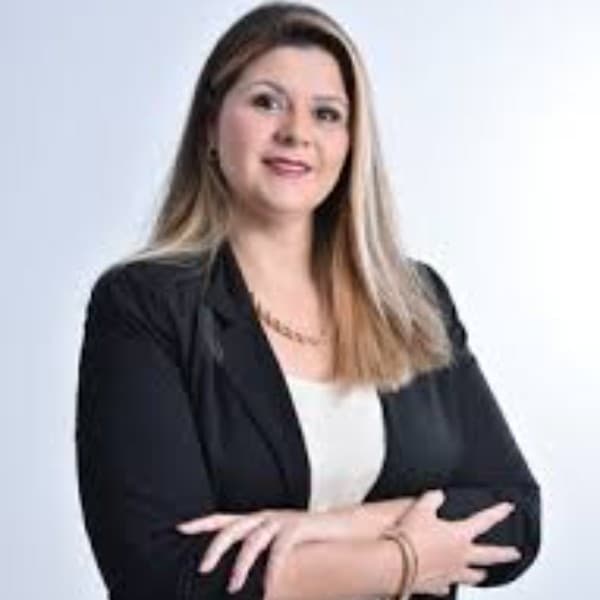 Bruna Oliveira Cassaro de Souza