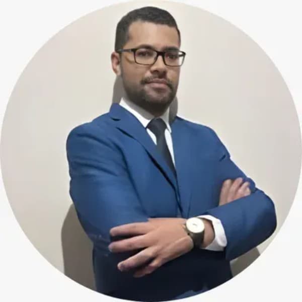 Dr. Leonardo de Souza Cardoso