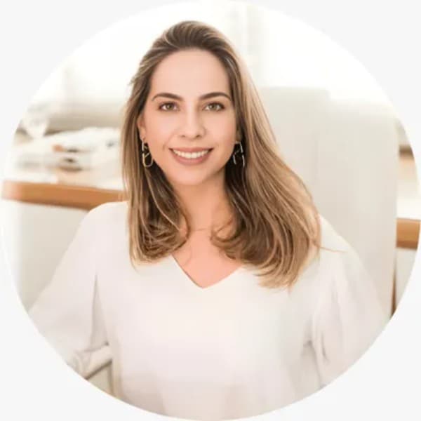 Esp. Maria Carolina Bitencourt Duarte