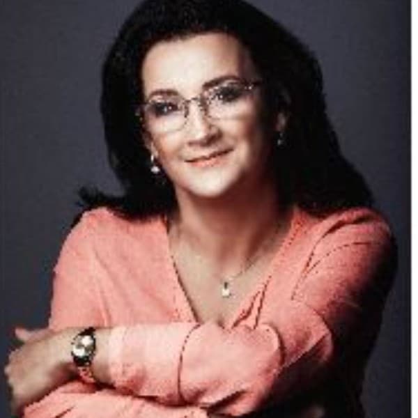 Luciane Farina Fochesatto