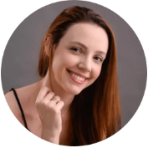 Esp. Fernanda Pazian