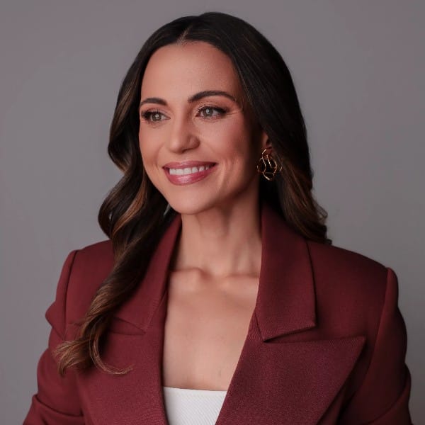 Aline Zago