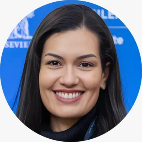 Dra. Tássia Rolim Camargo