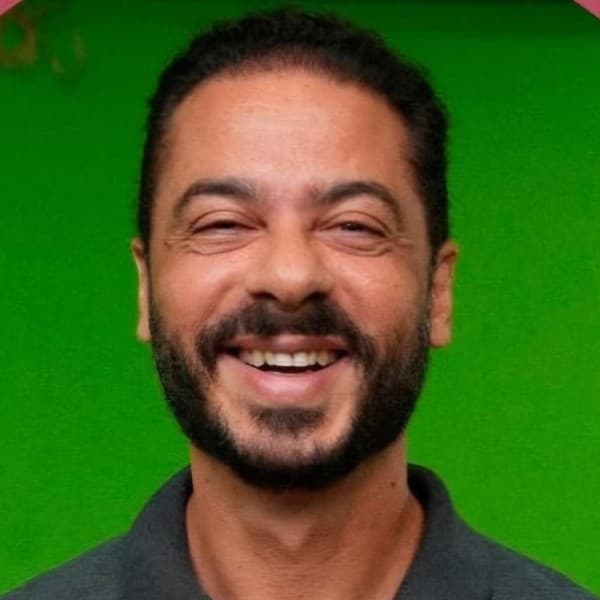 LEONARDO VELOSO