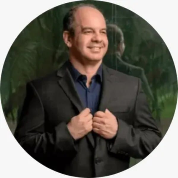 Dr. Celso Mangili Eulálio