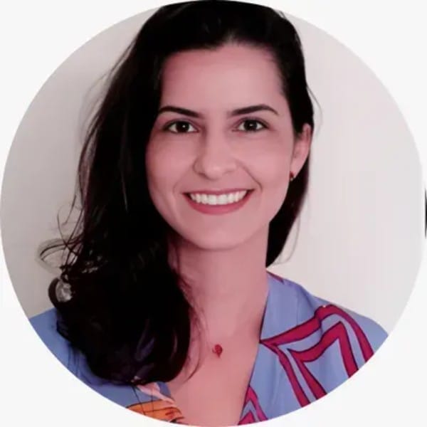 Dra. Fabiane Rezende