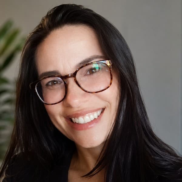 Camila Mendonça Romero Sales