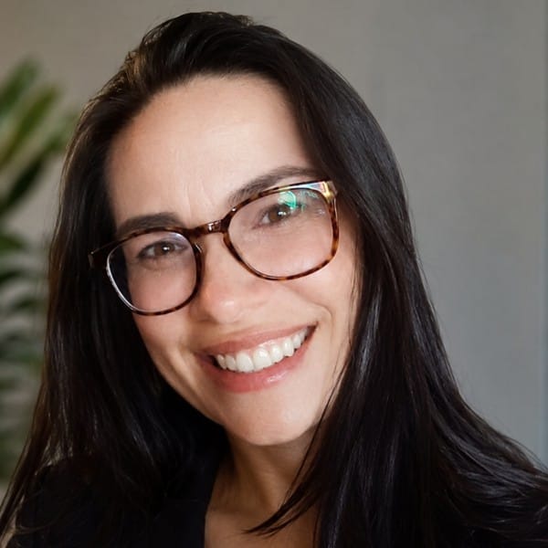 Camila Mendonça Romero Sales